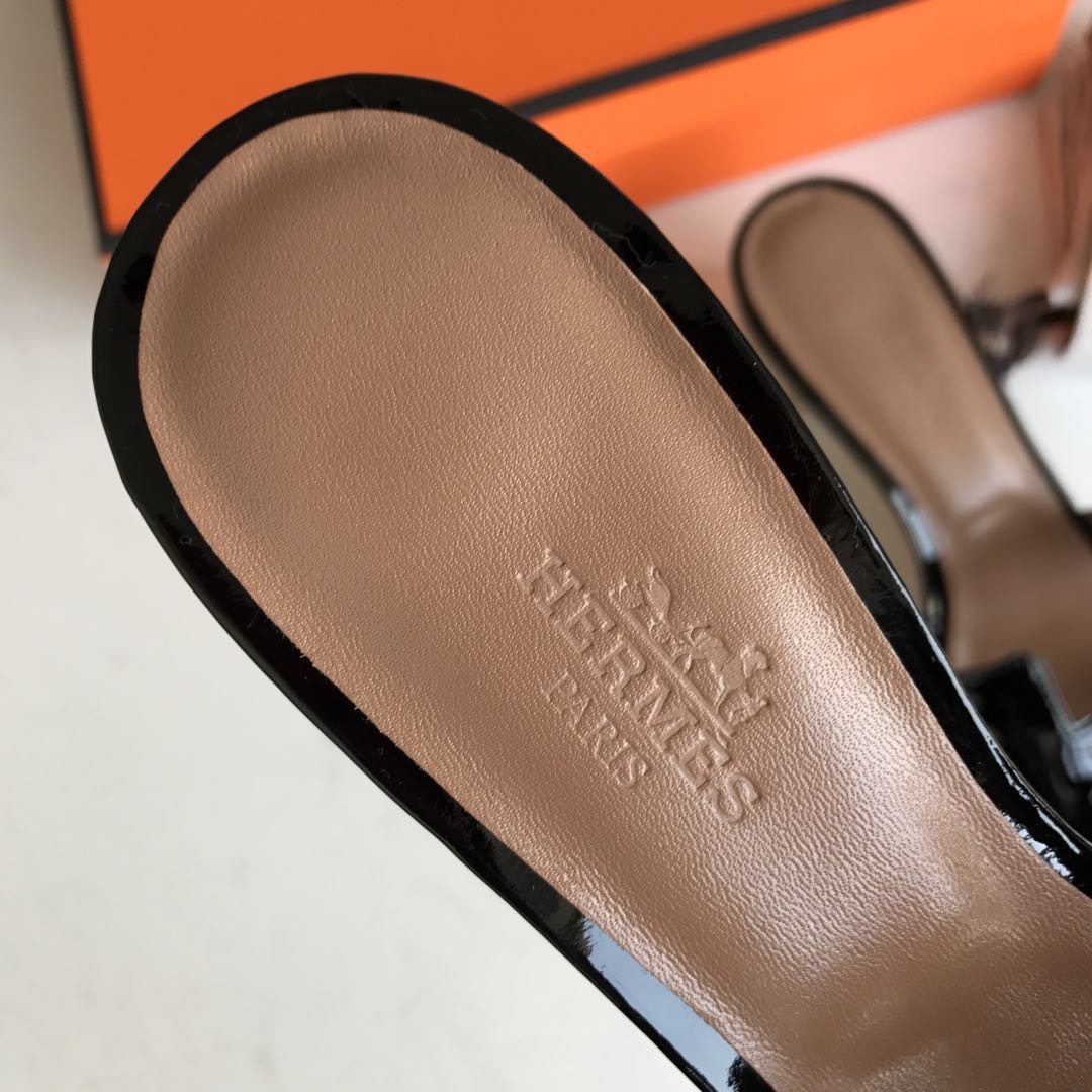 에르메스 올수공 오아시스 슬리퍼 샌들 페이던트 01